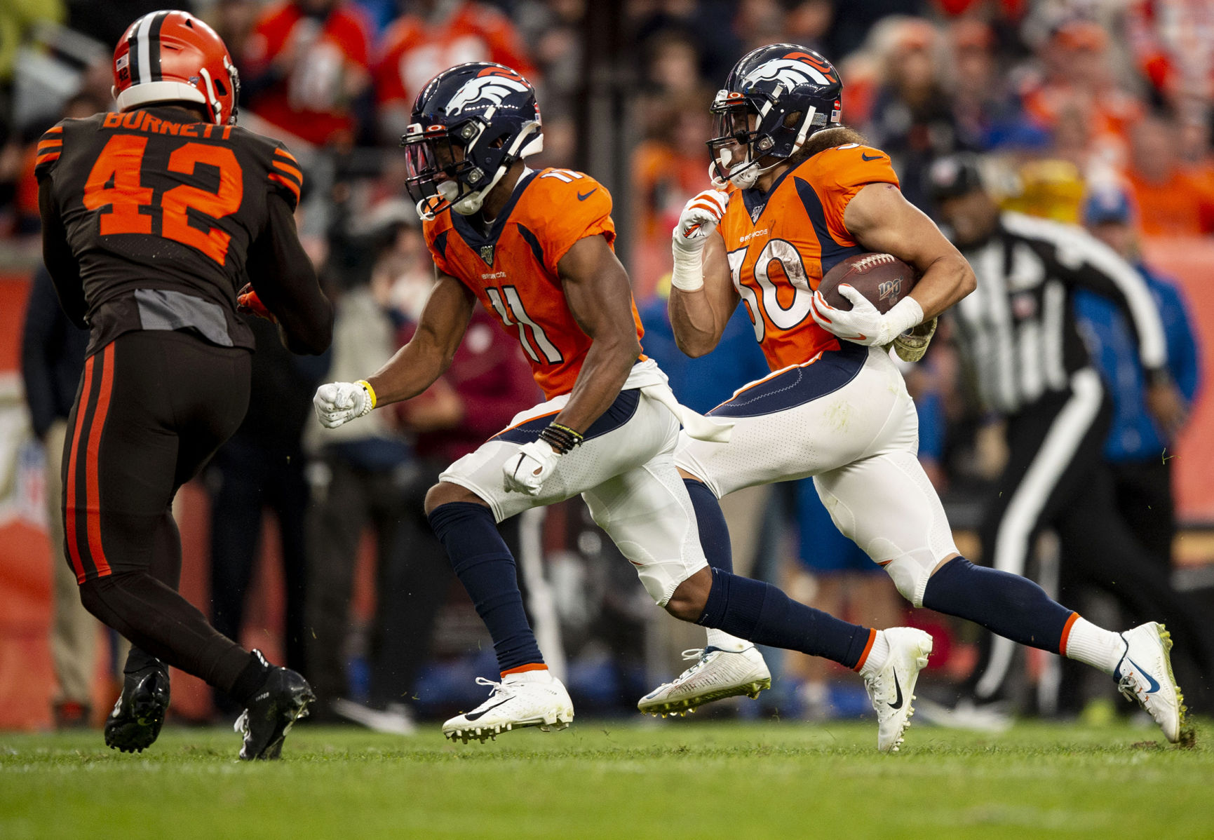 110419-s-broncosvs.browns 03.jpg